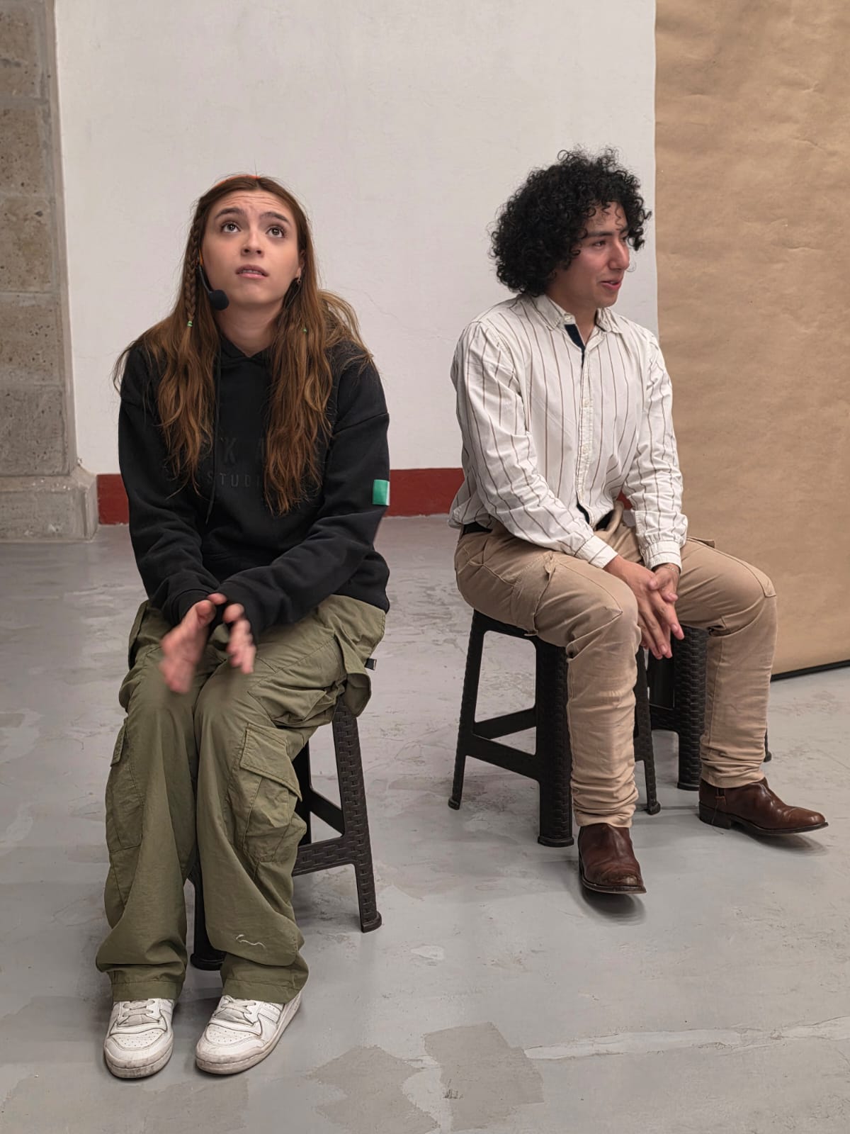 Actividad Cultural Comunitaria: Viernes de teatro: RARO (2a función)